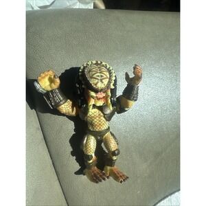 The Loyal Subjects Predator Series: City Hunter Predator‎ 3.25" Vinyl Figure